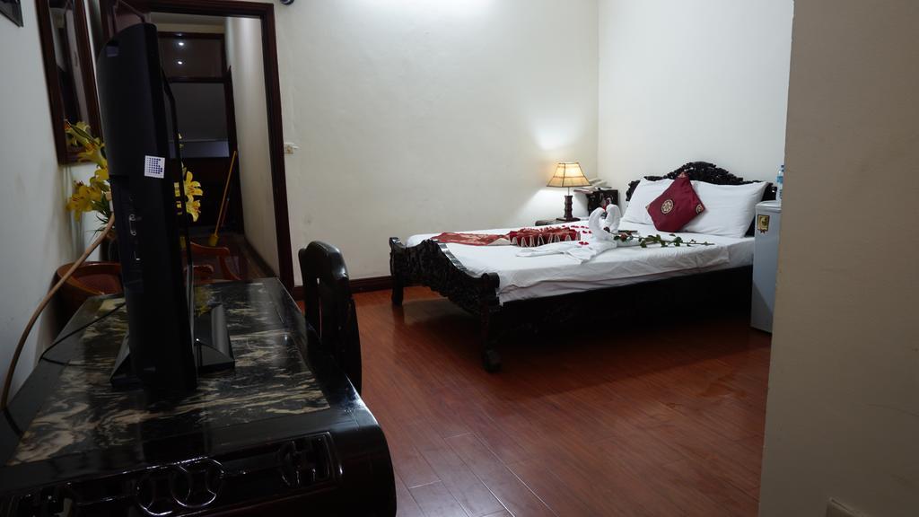 Hanoi Golden Moon Guest House & Travel Dış mekan fotoğraf