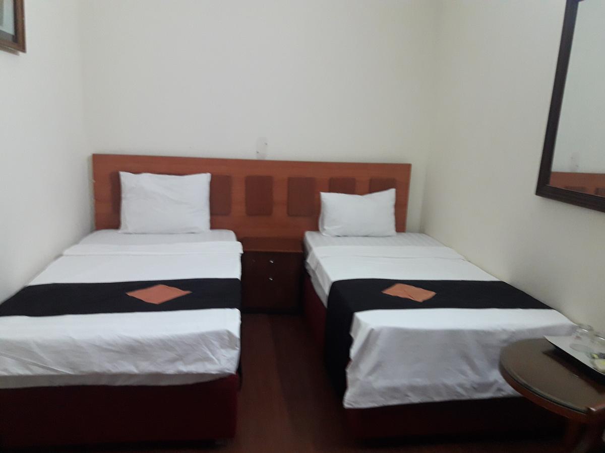 Hanoi Golden Moon Guest House & Travel Dış mekan fotoğraf