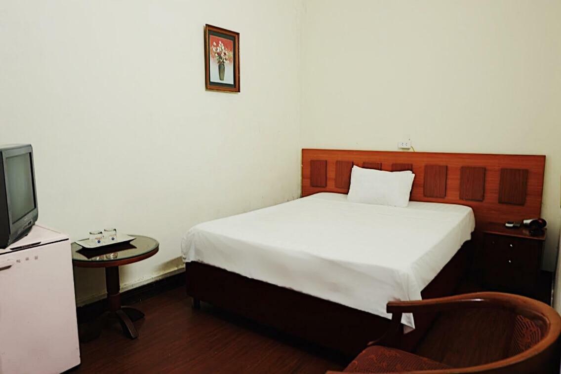 Hanoi Golden Moon Guest House & Travel Dış mekan fotoğraf